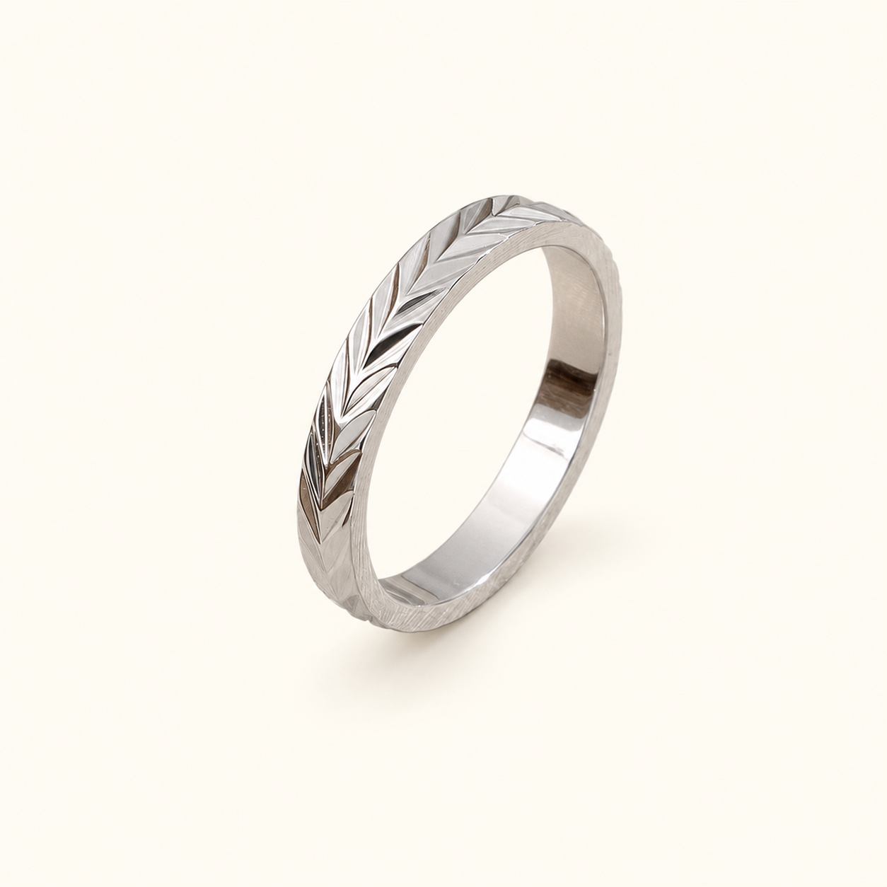 Engraved Laurel Gold Band Ring